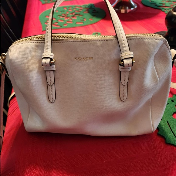 Coach Cross Body - Picture 4 of 4